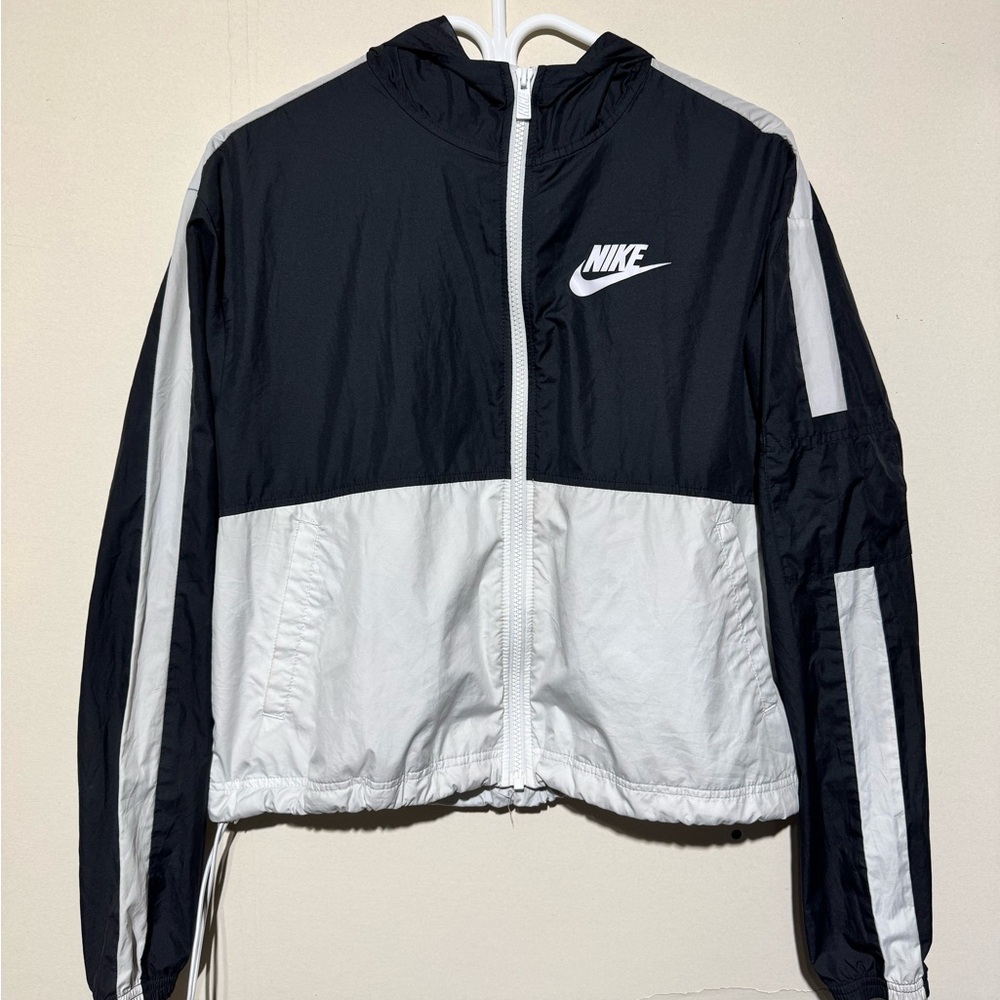 Nike Women's Windbreaker